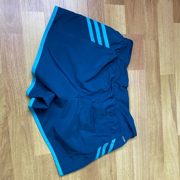 Adidas Climalite Shorts - Picture 2 of 3